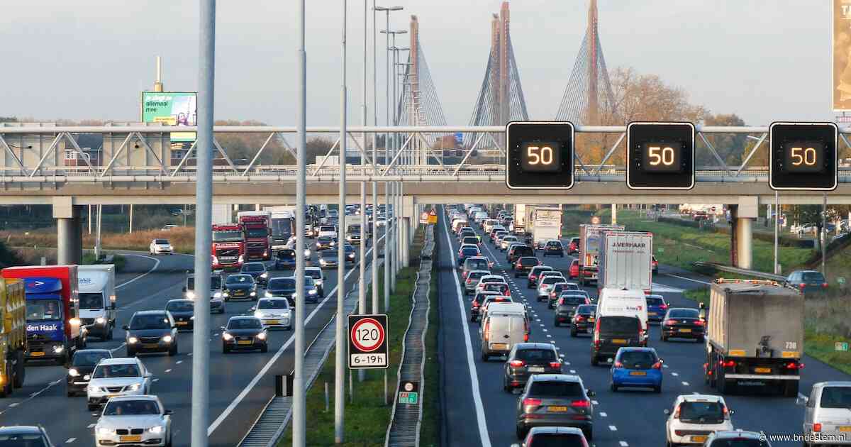 LIVE Files in Brabant | Drukke ochtendspits, ongeval op A59 bij knooppunt Zonzeel