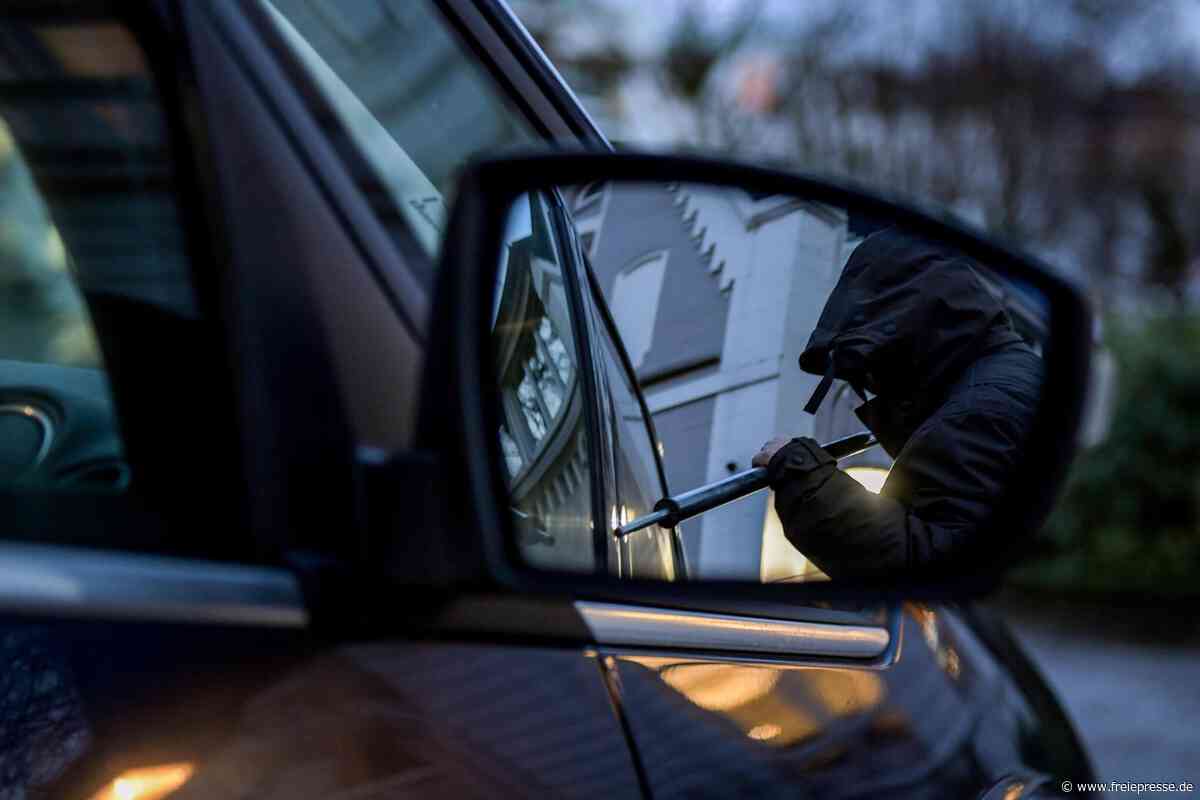 Heckert-Gebiet in Chemnitz: Diebe bauen Teile von mehreren Autos aus