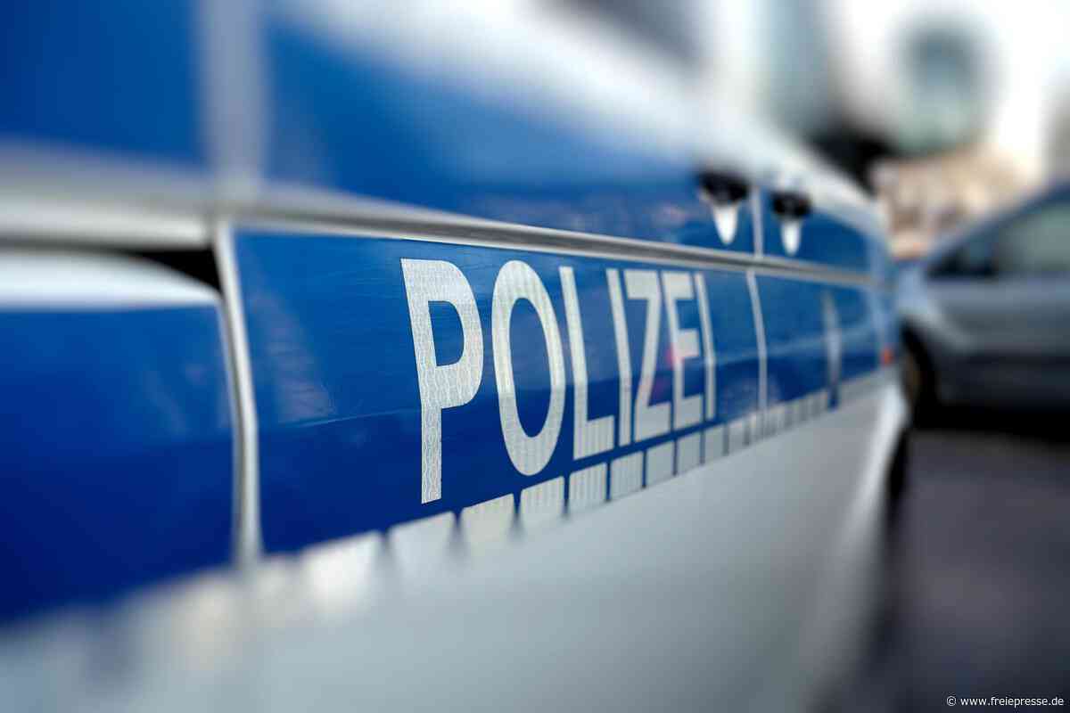 Unfall auf Straße zwischen Penig und Wernsdorf: Fußgänger schwer verletzt