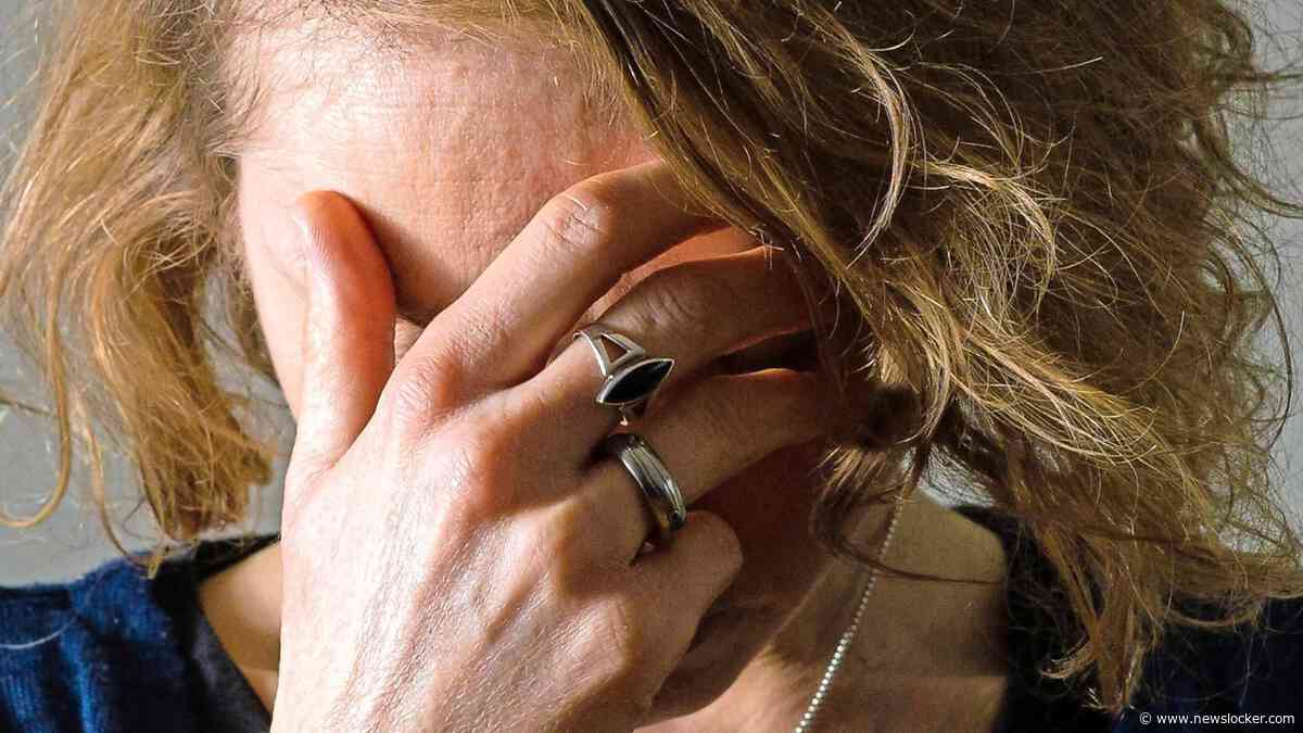 Extra klap na moederloos zijn: ’Sinds mijn zus kinderen heeft, tel ik voor mijn moeder niet meer mee’
