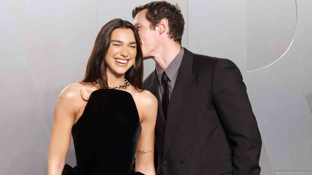 Dua Lipa spreekt zich voor het eerst uit over haar bruiloft met Callum Turner