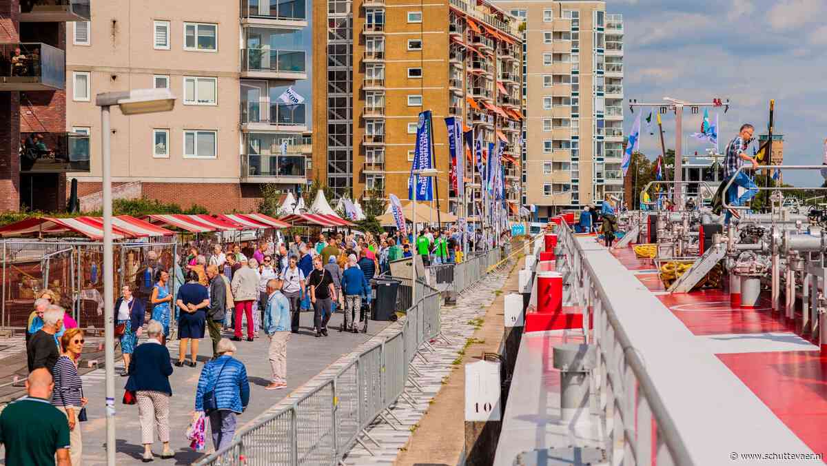 Binnenvaartdagen Zwijndrecht dit jaar met een flinke dosis spektakel