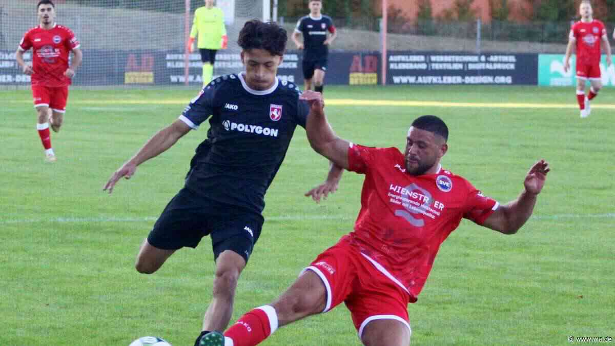 Mirac Sahin wirbelt beim HSV-Derbysieg gegen Heessen – und muss nach Abpfiff zurückgehalten werden