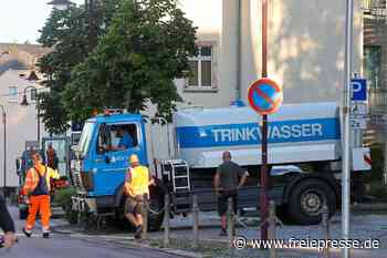 Gesperrte Bundesstraße in Oberlungwitz nach Wasserrohrbruch: Wie es jetzt weitergeht