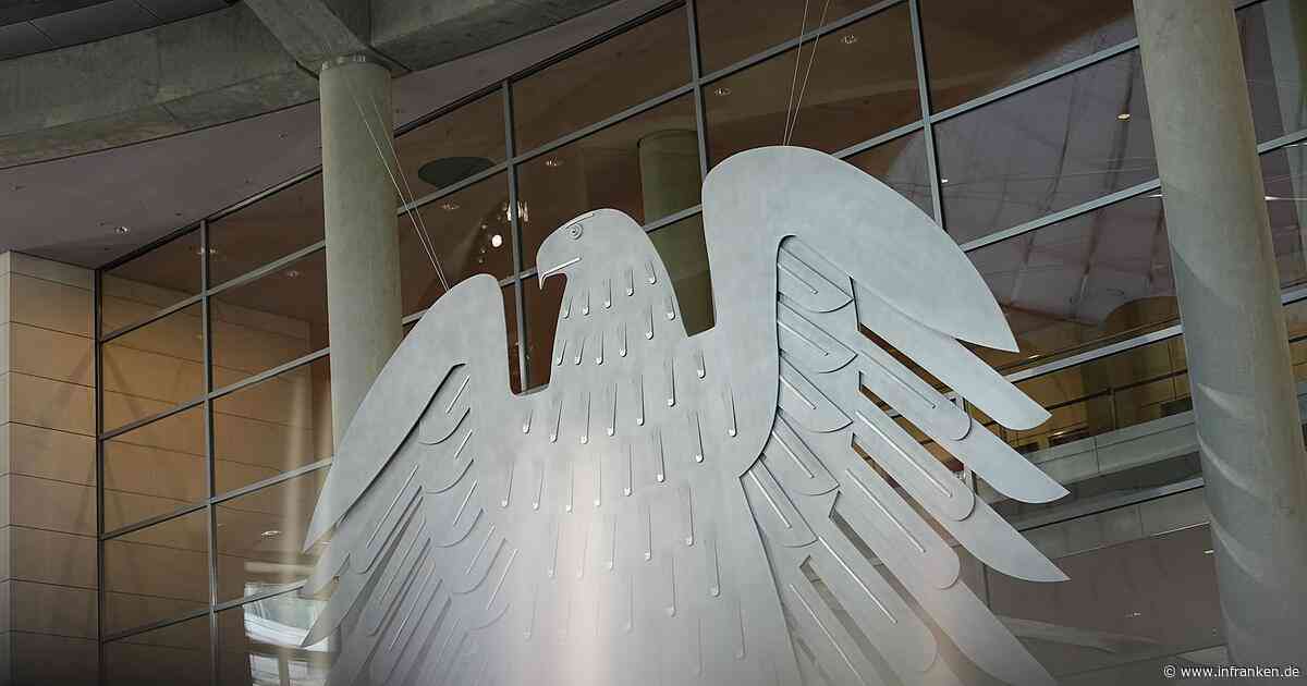 Deutsche Wirtschaft wächst stärker - Staat tief im Minus