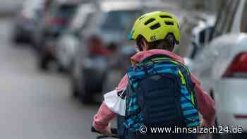 Junge (10) aus Unterneukirchen stürzt auf Radweg bei Tüßling