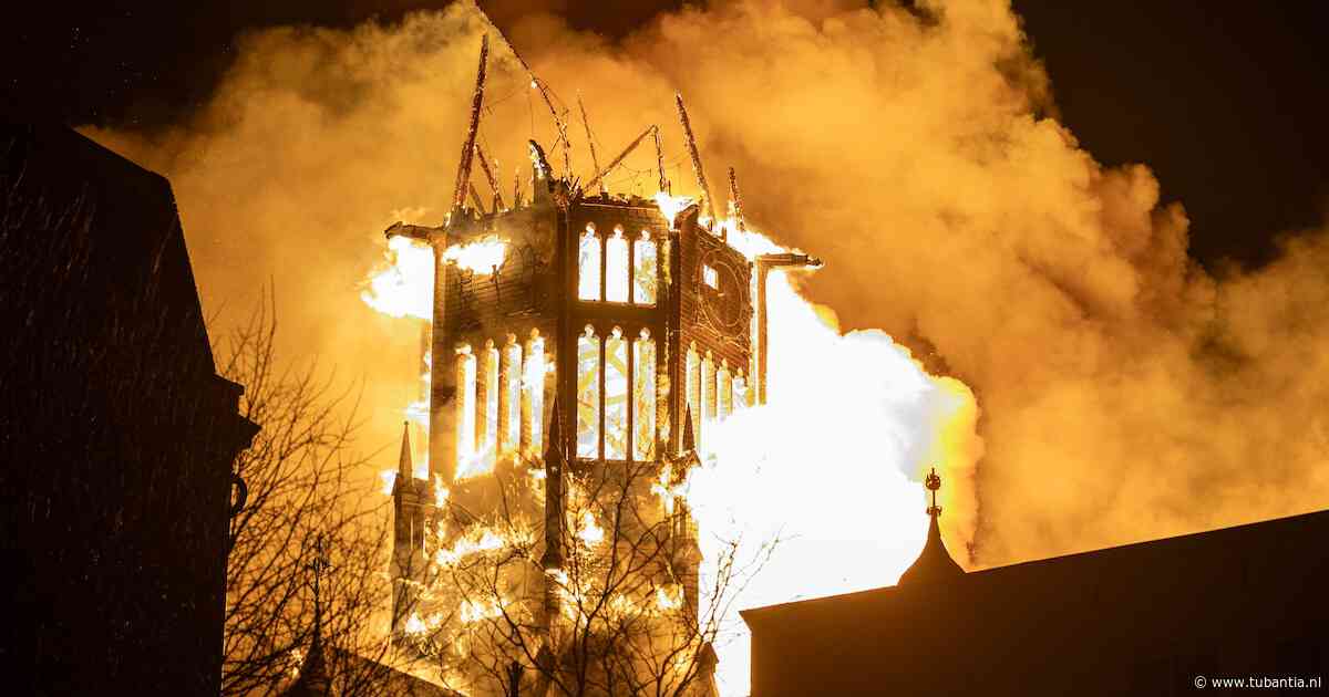 Onderzoek van politie loopt dood: oorzaak brand Vondelkerk tijdens nieuwjaarsnacht blijft onduidelijk