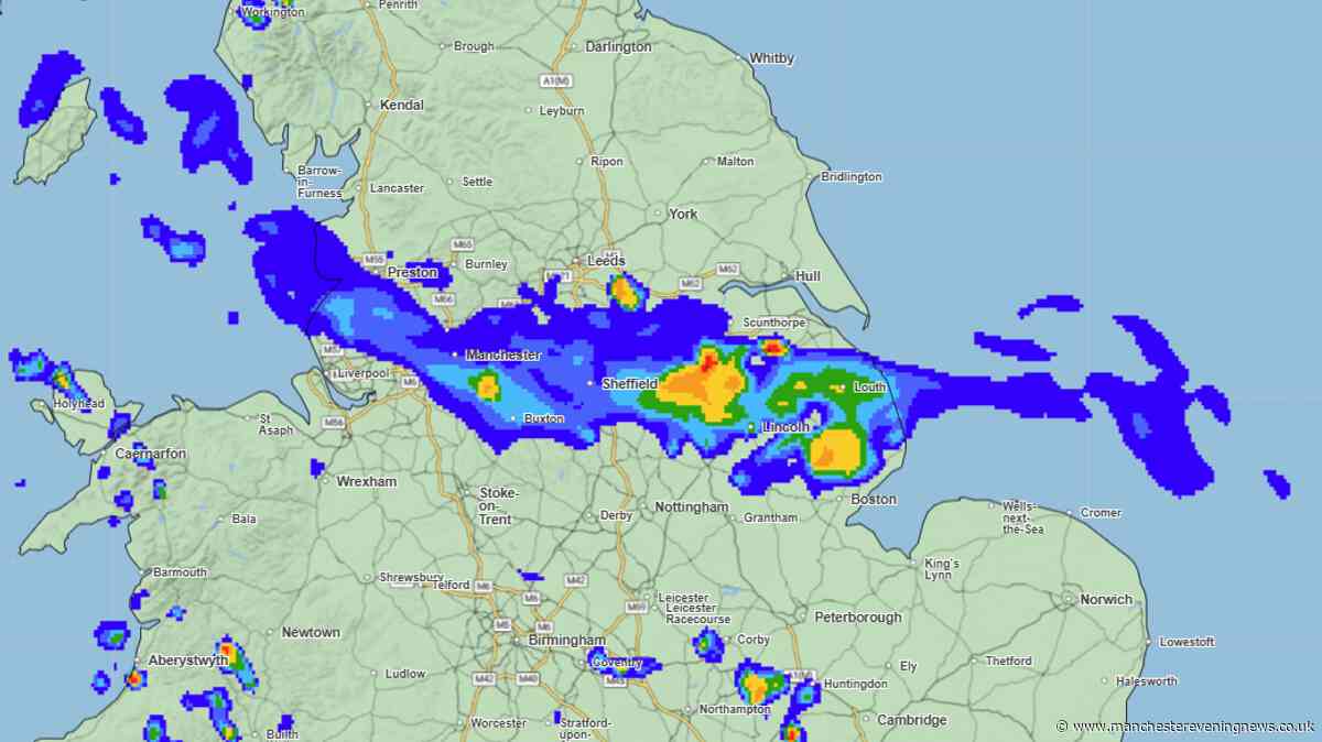 Met Office issues 19-hour thunderstorm warning for Greater Manchester ahead of heavy downpours