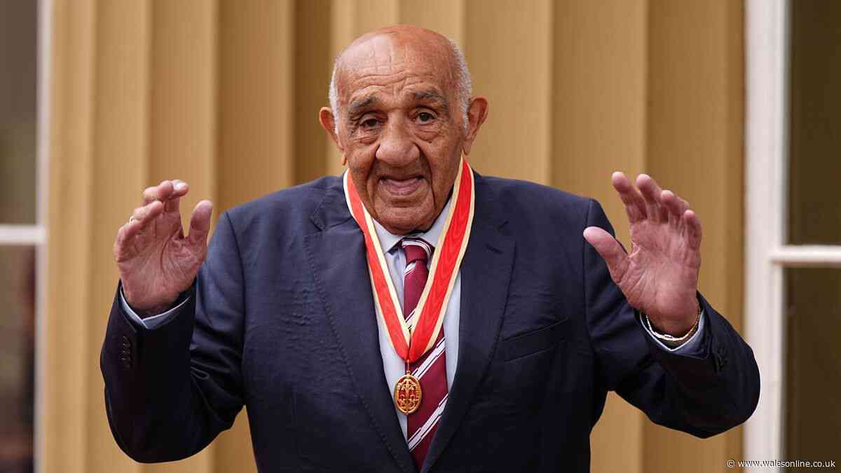 Welsh rugby legend Sir Billy Boston dies aged 92