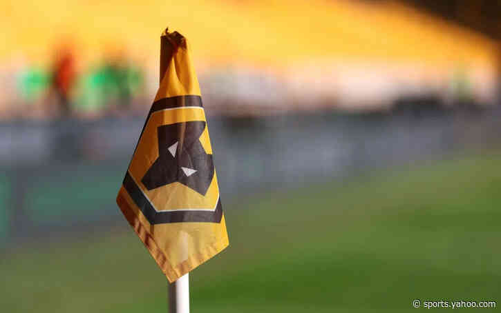Wolves sign Manchester City defender O’Hanlon