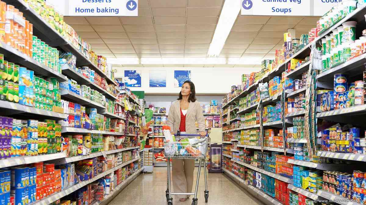 Warning over bananas, tomatoes, peppers, cucumbers and onions in UK supermarkets