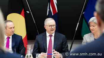 Albanese tells Queensland to get with the program on AI revolution