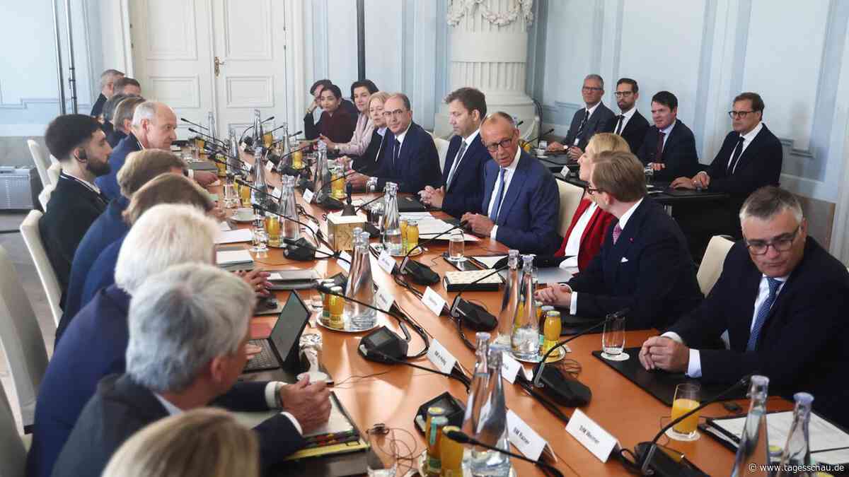 Kabinettsklausur: Merz ruft zur Zuversicht auf