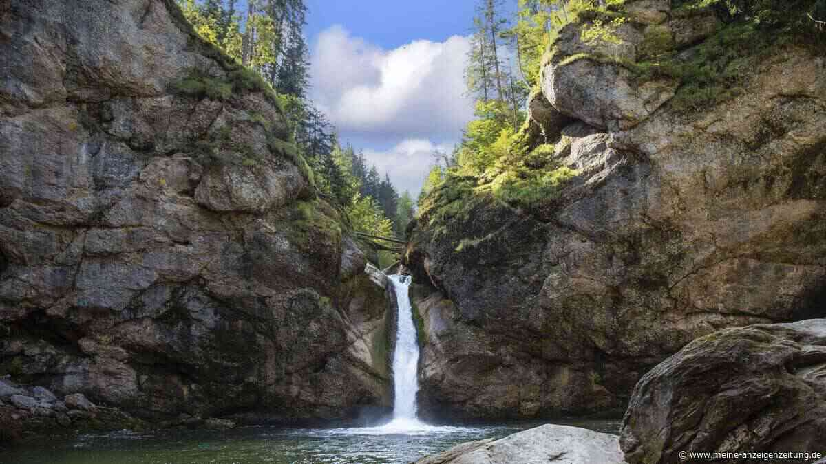 Erfrischung pur: Beeindruckende Wasserfälle in Bayern erkunden