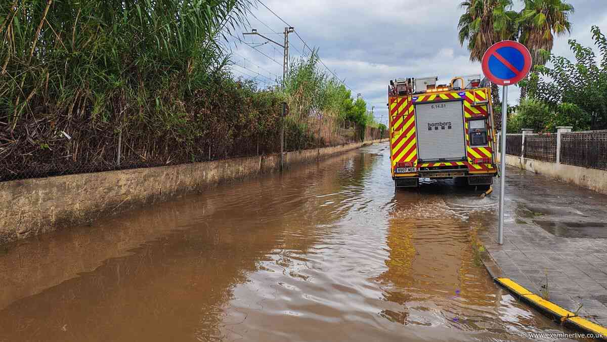 Thunderstorm and floods hit Spanish holiday spot popular with Brits as roads blocked by trees