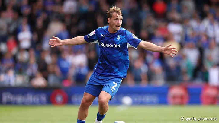 Scott-Morriss red card overturned after Oldham appeal