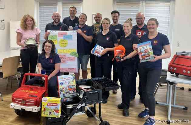 FW Beverungen: Erfolgreiches Grundlagenseminar zur Brandschutzerziehung bei der Feuerwehr Beverungen / Feuerwehrangehörige qualifizieren sich für die wichtige Präventionsarbeit