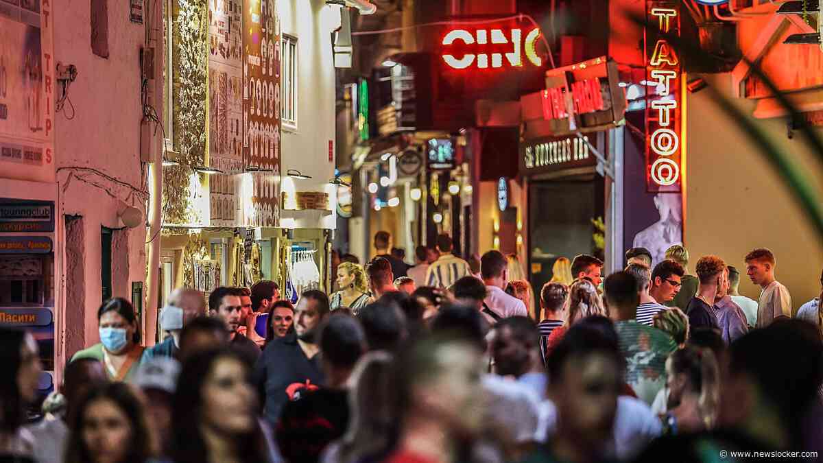 ’Nederlandse toerist gearresteerd op Kreta na mishandeling vriendin in hotel, brengt de nacht door achter tralies’