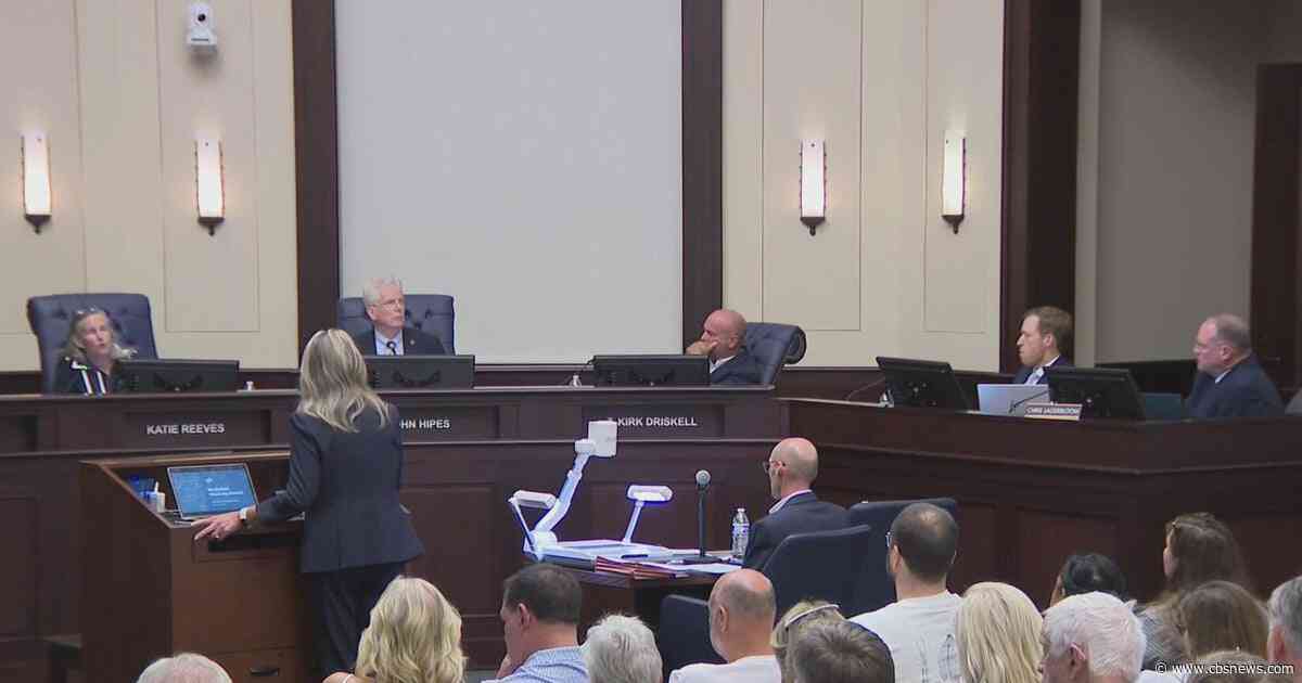 Alpharetta debates NHL arena plan in hourslong North Point Mall meeting
