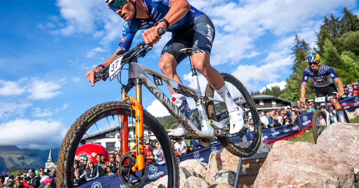 Programma WK mountainbike | Zo laat gaat Mathieu van der Poel zondag op jacht naar wereldtitel mountainbike