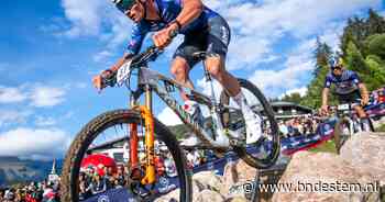Programma WK mountainbike | Zo laat gaat Mathieu van der Poel zondag op jacht naar wereldtitel mountainbike