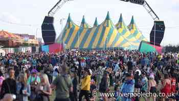 How to get to Creamfields via shuttlebus, train, taxi and car