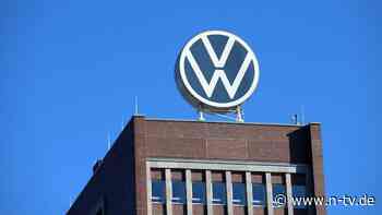 Protest gegen Umbaukurs: Belegschaft pfeift VW-Chef bei Betriebsversammlung aus