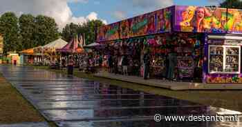 Lezers over lege kermis in Zwolle: ‘Het heeft toch helemaal geen sfeer, op zo’n weiland in het park’