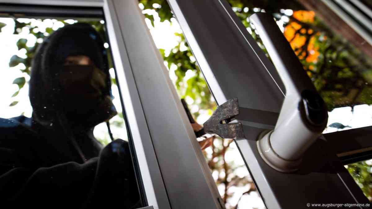 Einbruch in der Urlaubszeit: Täter durchwühlen Wohnung in Ulm