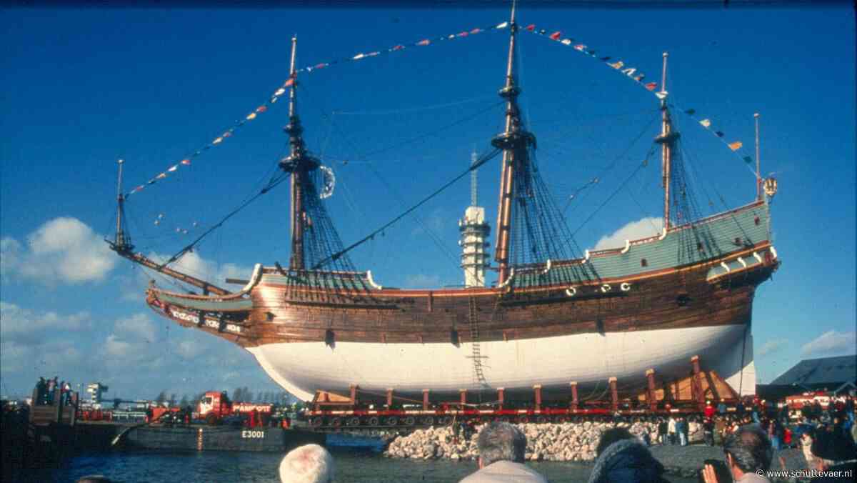 Replica VOC-schip Batavia in oktober definitief aan land bij Museum Batavialand