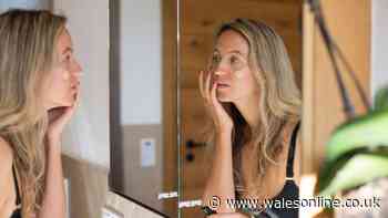 Pharmacist issues advice to anyone buying acne medication online