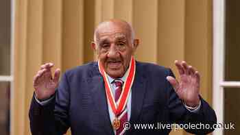 Andy Burnham leads tributes as rugby league legend Billy Boston dies