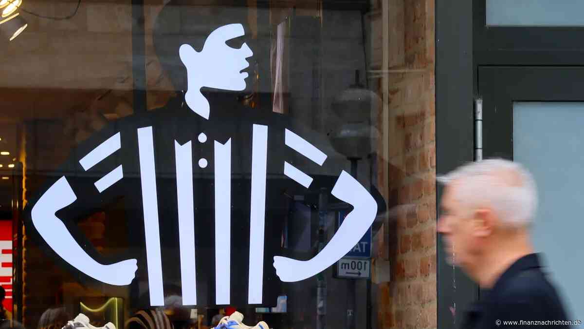 Schock für Nike und Adidas: Diese US-Sportaktie rauscht in den Keller - und zieht die ganze Branche mit