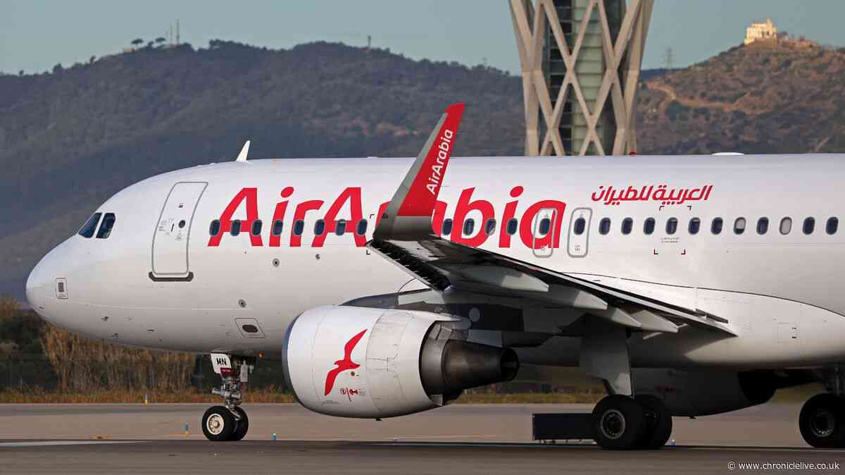 Man found in plane landing gear at Gatwick suffered 'extreme cold'