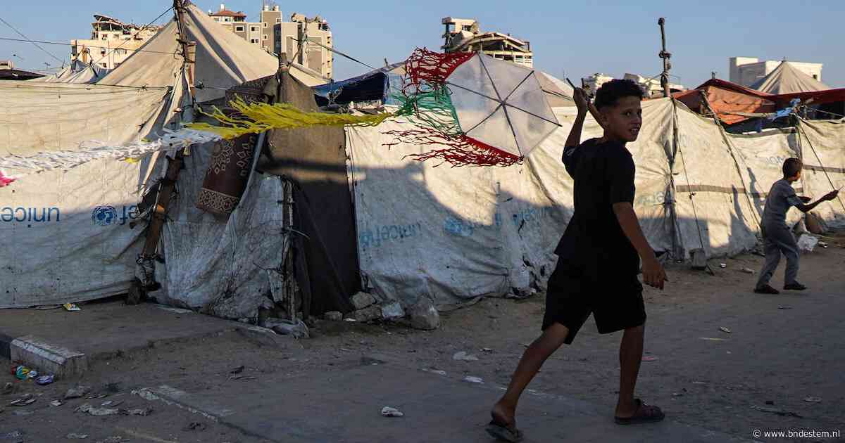 Israël dreigt Hamas harder aan te pakken om vliegers, ouders opgeroepen kinderen niet te laten vliegeren