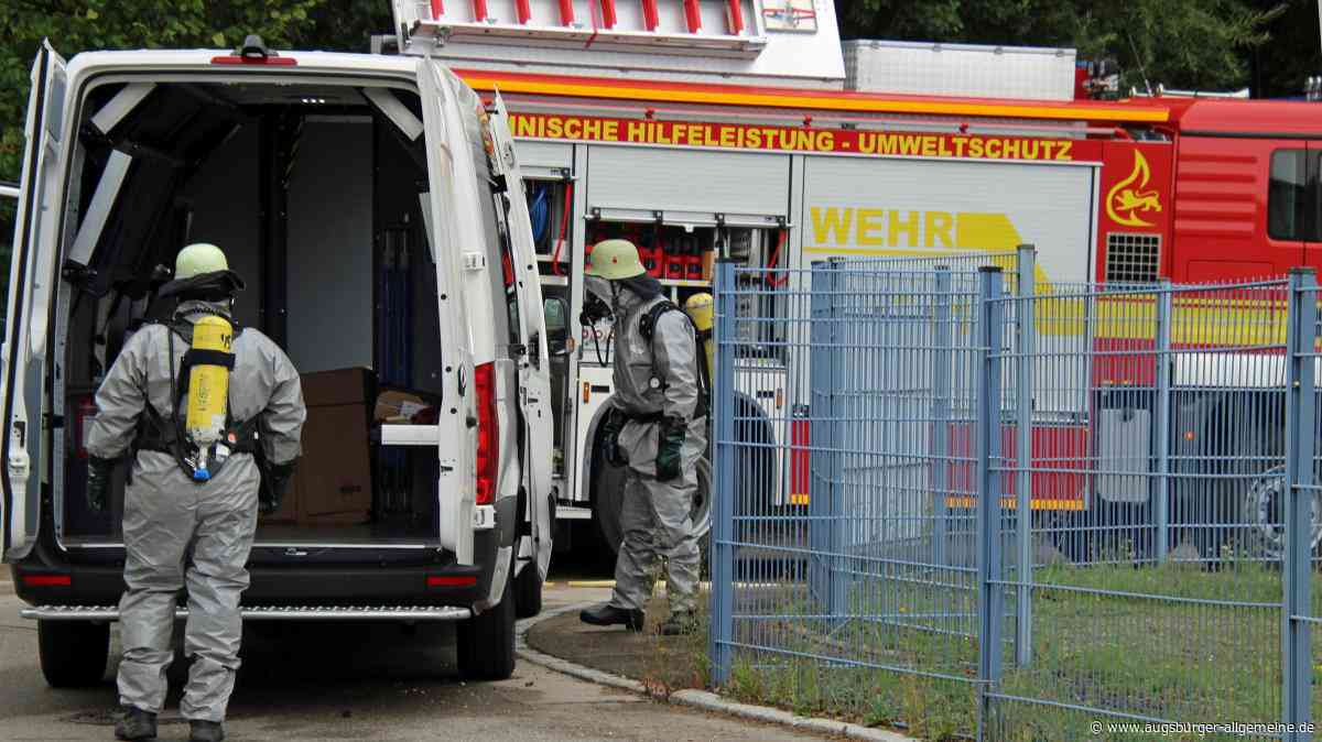 Salzsäure-Alarm im Gewerbegebiet: Feuerwehr stoppt Austritt in Balzheim