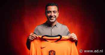 Xavi geeft zijn eerste persconferentie als bondscoach van het Nederlands elftal