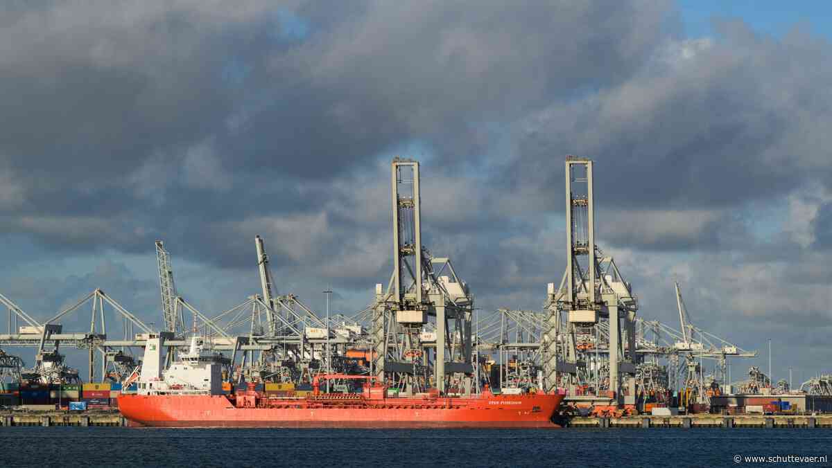 Regen voorkomt verdere verslechtering aan- en afvoer haven Rotterdam