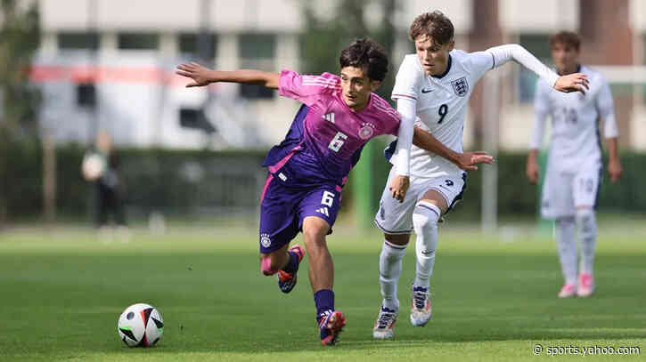 Arsenal deal to sign young striker includes sell-on clause