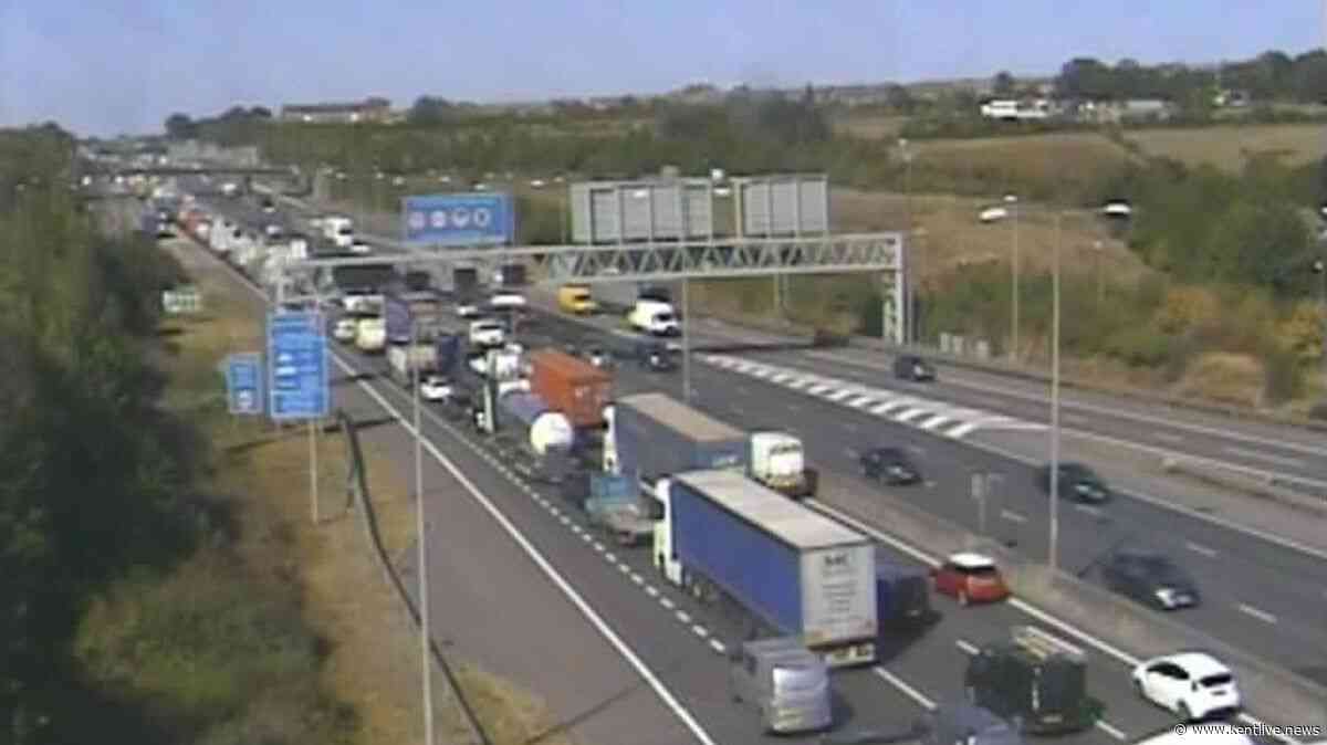M25 Dartford Crossing accident causing long delays with road partially blocked - live updates
