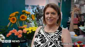 Flower deliveries cut as firms battle fuel costs