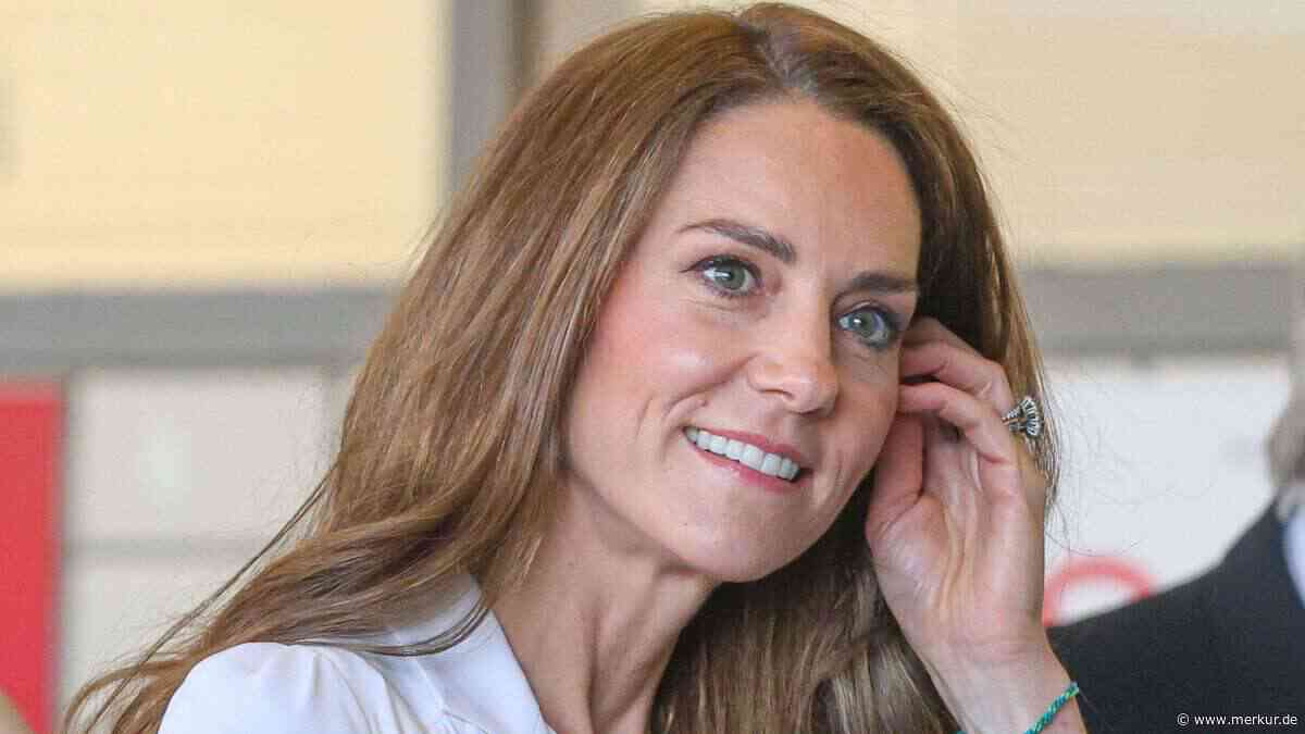 Kein Zufall: Catherine trägt Dianas berühmtesten Kragen – mitten im Royal-Aufruhr