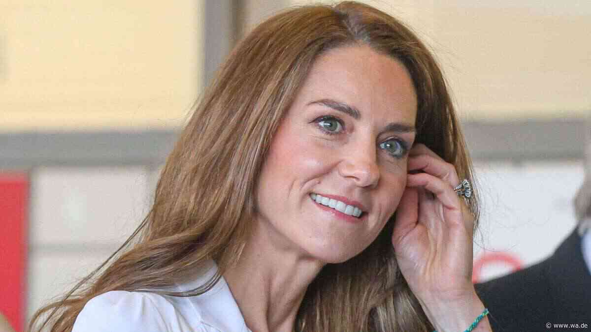 Kein Zufall: Catherine trägt Dianas berühmtesten Kragen – mitten im Royal-Aufruhr