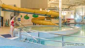 Fredericton council votes to help fix aging pools while it works to get new one