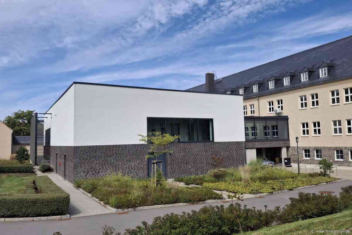 Warum gibt es im Lehrschwimmbecken in Flöha keine Kursangebote mehr?
