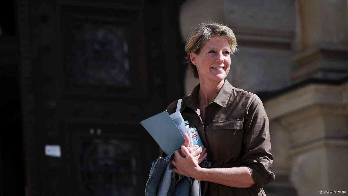 Stimme bricht gleich mehrfach: Christina Block äußert sich - und korrigiert frühere Aussage