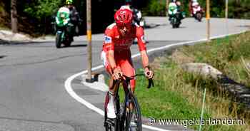 Tadej Pogacar degradeert de tegenstand en zet Vuelta volledig naar zijn hand met monstersolo