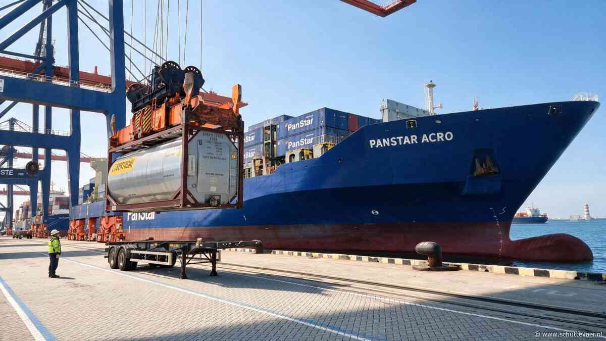 Zuid-Korea stuurt na tien jaar weer containerschip via Arctische zeeroute