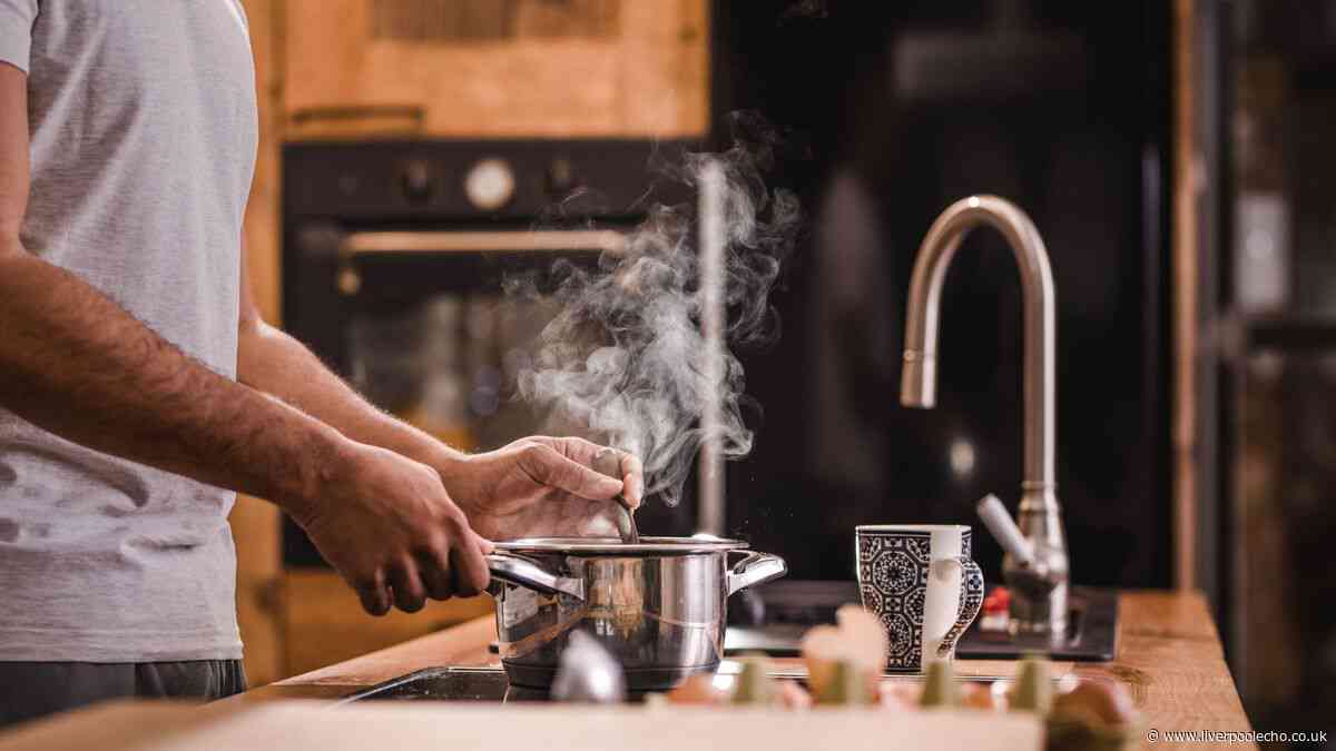 Dad ditches cheap pans for 'Hell's Kitchen' cookware and is completely blown away