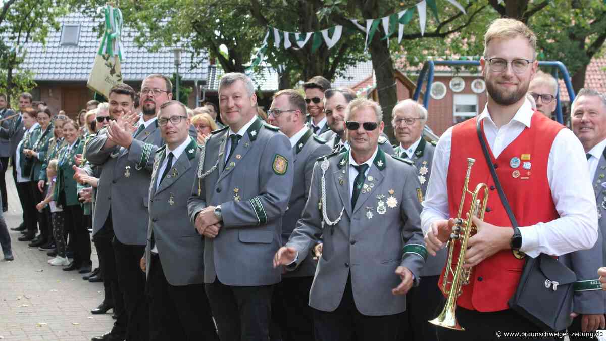 Die schönsten 80 Fotos vom Jubiläums-Schützenfest in Abbesbüttel